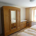 Schoenbuehl Apartament *